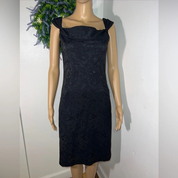 Notice, 6, black lace overlay cocktail dress ruched neckline, square back, zip - Picture 10 of 10